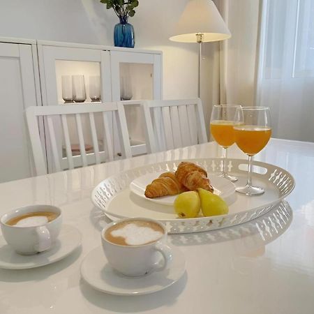 Del Mar 1 Deluxe Apartment Torrevieja Centrum Bagian luar foto