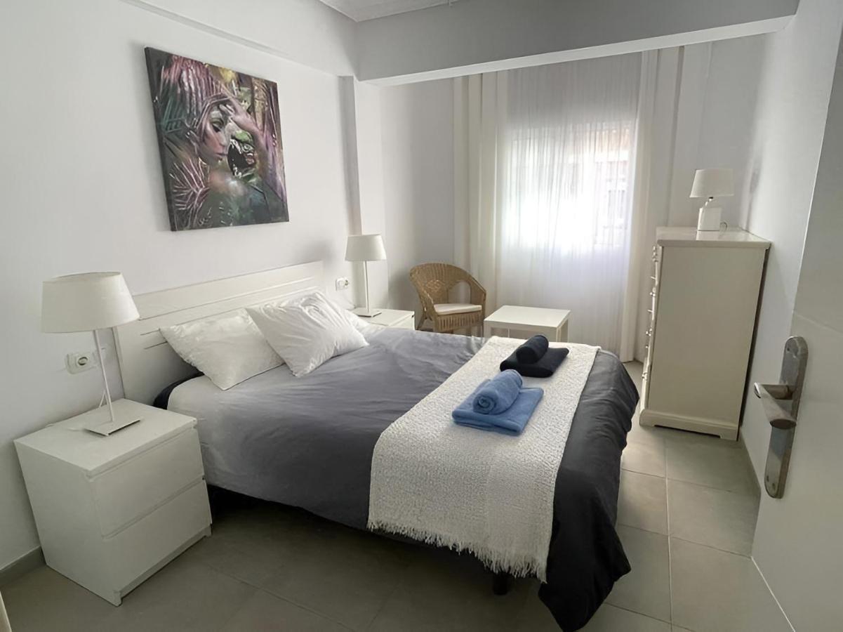 Del Mar 1 Deluxe Apartment Torrevieja Centrum Bagian luar foto